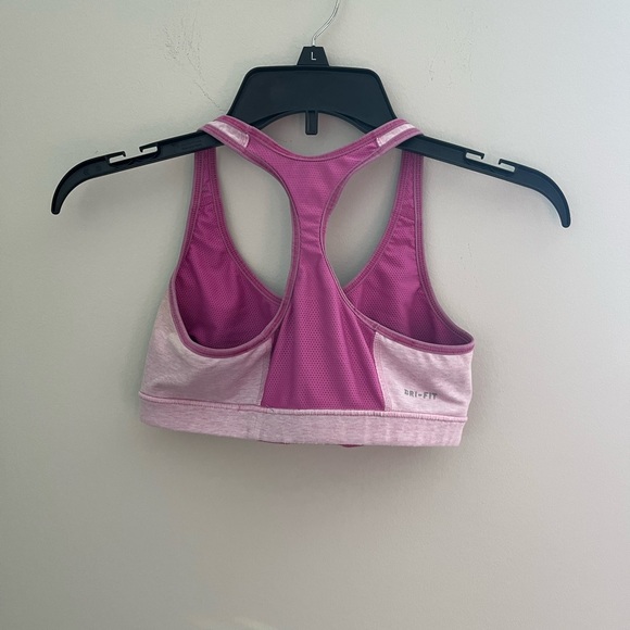 Nike Reversible Sports Bra - Picture 4 of 12